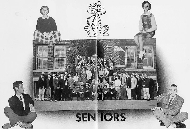 43-Seniors-14 copy.jpg